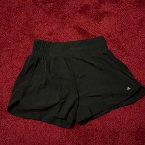 Balance Athletica Breeze Short Black Small